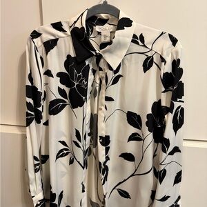 Rachel Zoe Black and White Floral Pearl Button Down Shirt - Size M